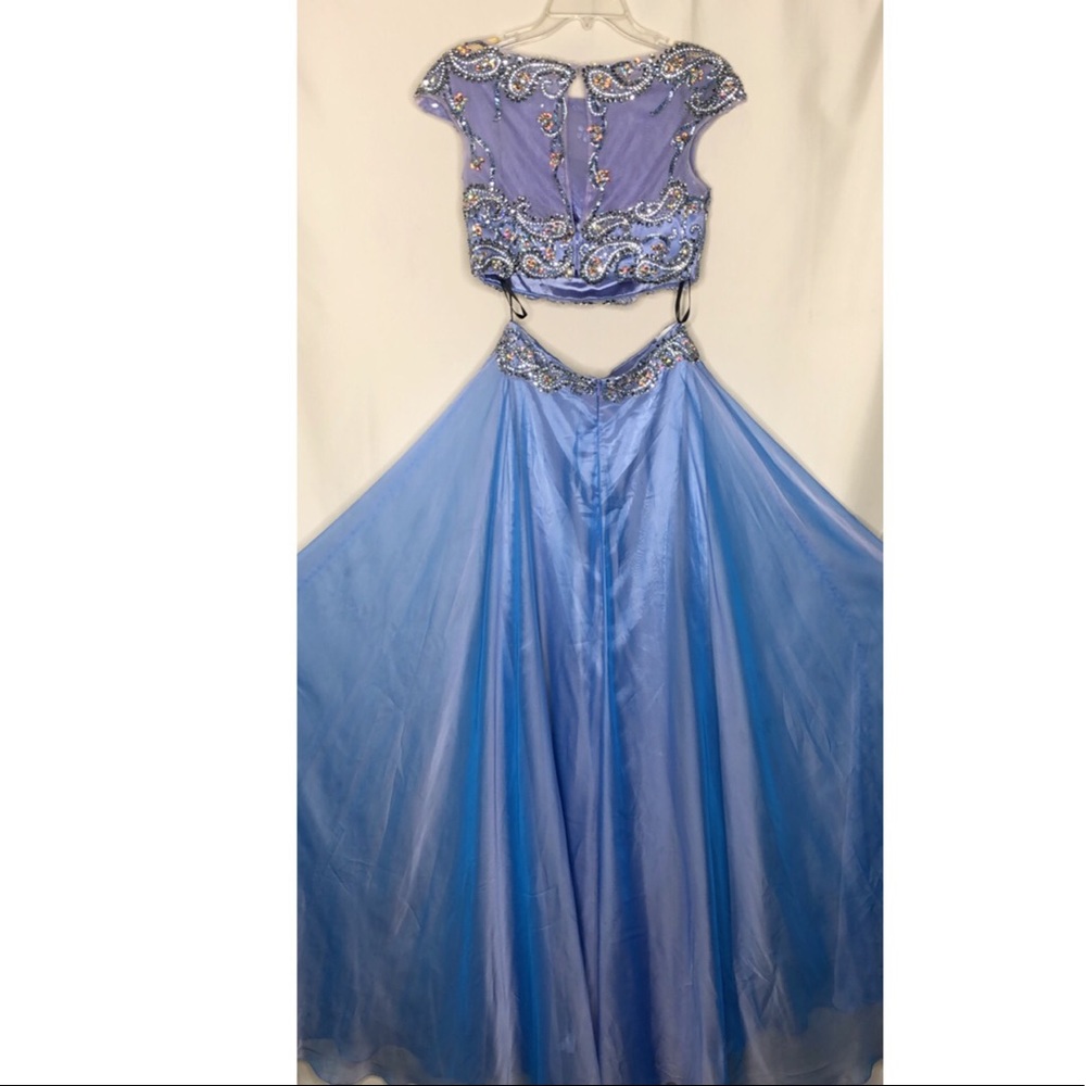 Prom/evening dress - Picture 3 of 7
